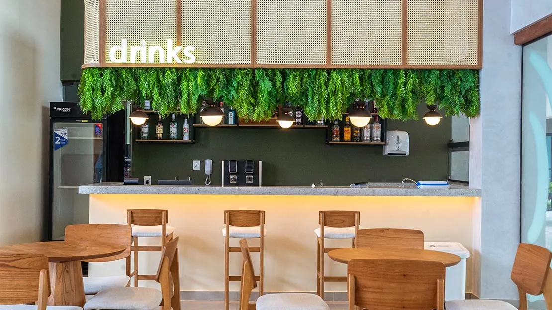 Planta, Perspectiva e Foto real do empreendimento 