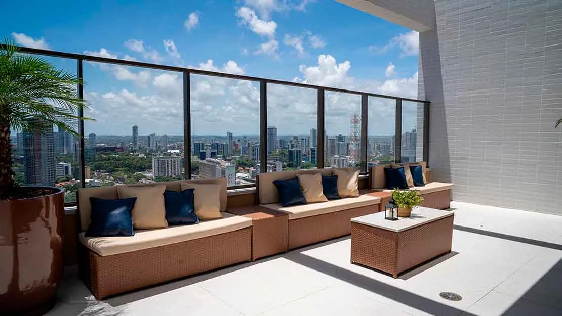 Planta, Perspectiva e Foto real do empreendimento 