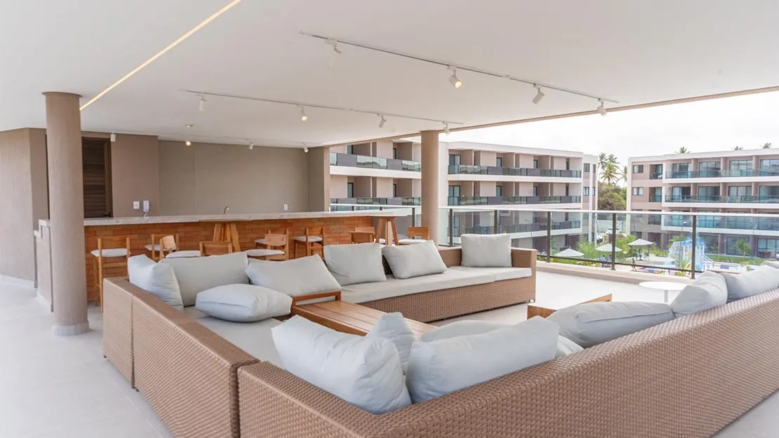 Planta, Perspectiva e Foto real do empreendimento 