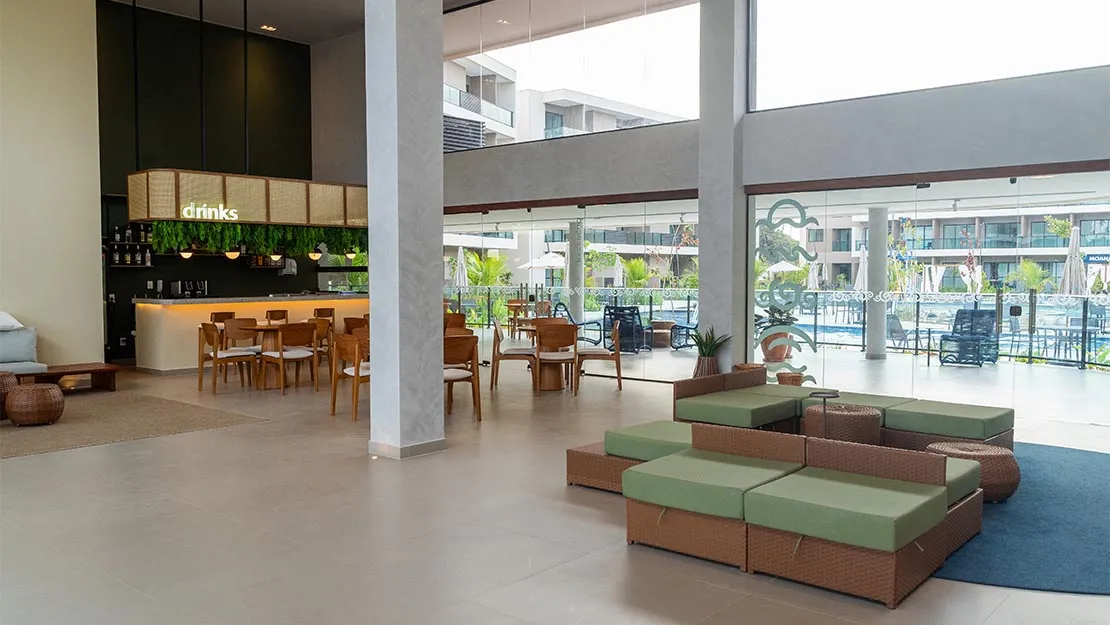 Planta, Perspectiva e Foto real do empreendimento 