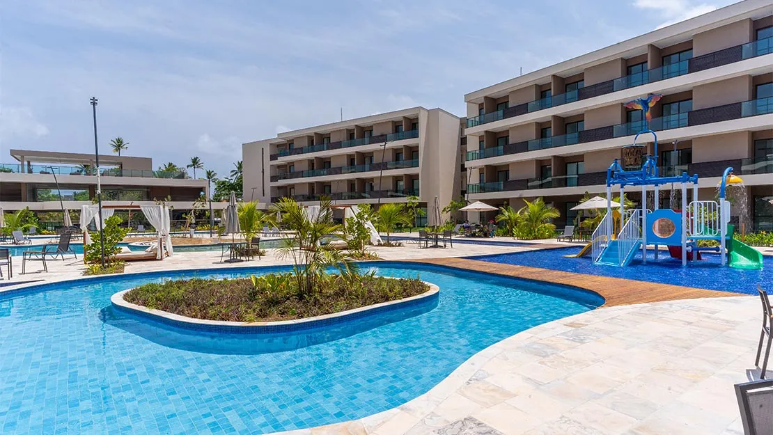 Planta, Perspectiva e Foto real do empreendimento 