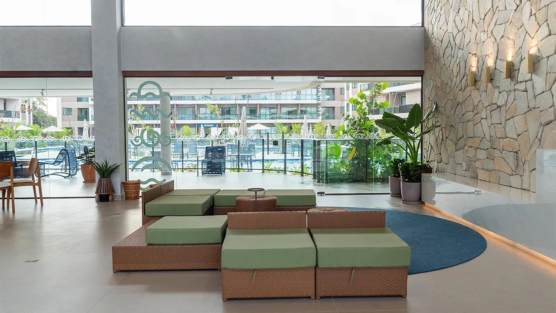 Planta, Perspectiva e Foto real do empreendimento 