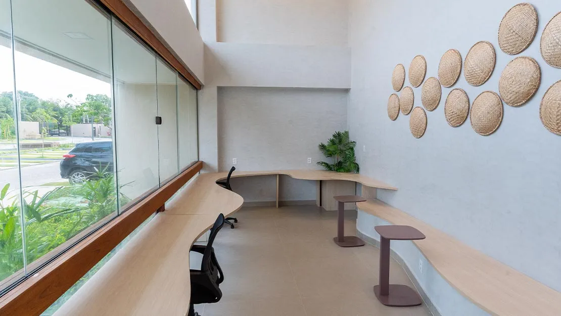 Planta, Perspectiva e Foto real do empreendimento 