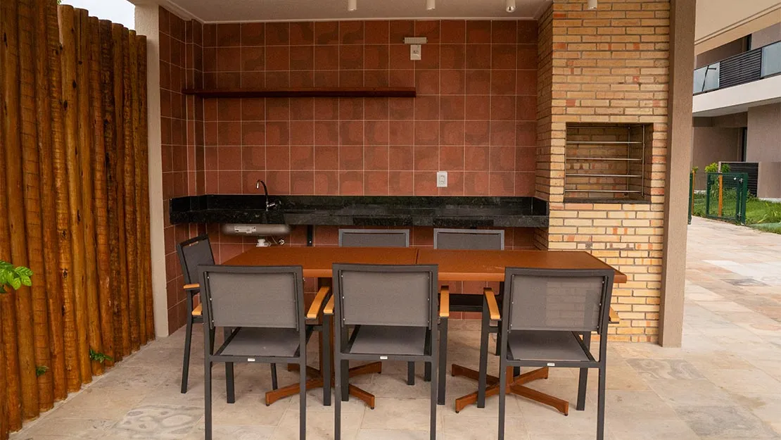 Planta, Perspectiva e Foto real do empreendimento 