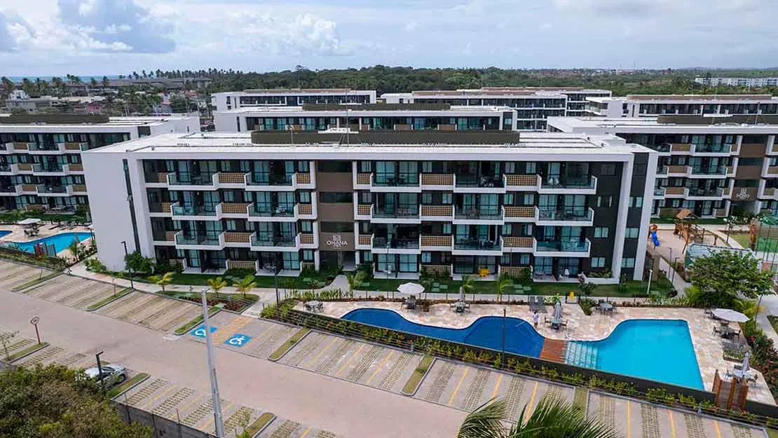 Planta, Perspectiva e Foto real do empreendimento 