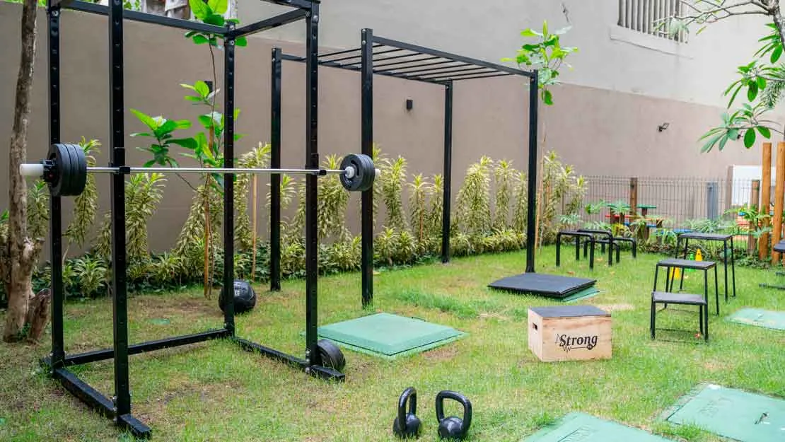 Planta, Perspectiva e Foto real do empreendimento 